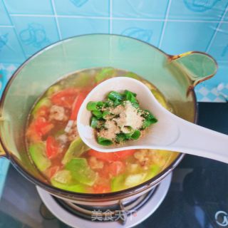 丝瓜酥肉汤的做法步骤：10
