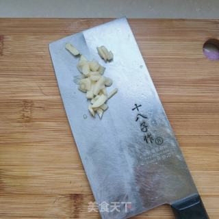 丝瓜酥肉汤的做法步骤：3