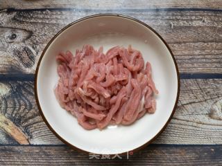 蒜苔木耳炒肉丝的做法步骤：5