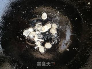 黑木耳黄瓜炒鸡蛋的做法步骤：4