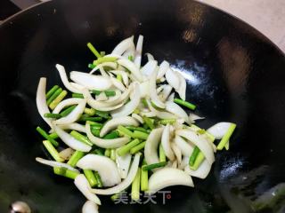 肉丝洋葱炒蒜薹的做法步骤：9