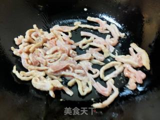 肉丝洋葱炒蒜薹的做法步骤：5