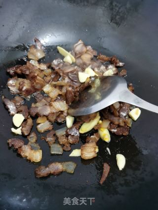 腊肉炒春笋的做法步骤：6