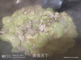 西葫芦炒肉片的做法步骤：4