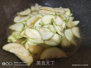 西葫芦炒肉片的做法步骤：3