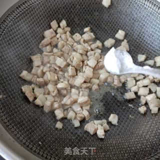 柳叶黑面肉丁包的做法步骤：18