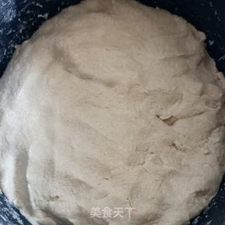 柳叶黑面肉丁包的做法步骤：8