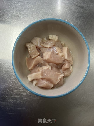 菠萝咕咾肉的做法步骤：1