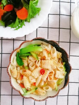 凉拌螺旋面的做法步骤：13