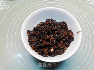 酱香菜干腊肉莜面包子的做法步骤：12