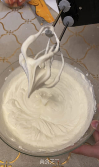 8寸生日蛋糕的做法步骤：4