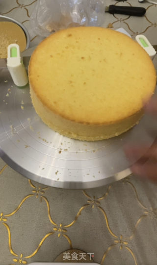 8寸生日蛋糕的做法步骤：1