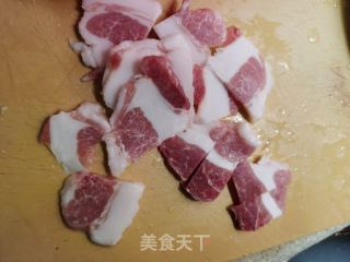 何小侠猪皮鱼膘煲的做法步骤：3