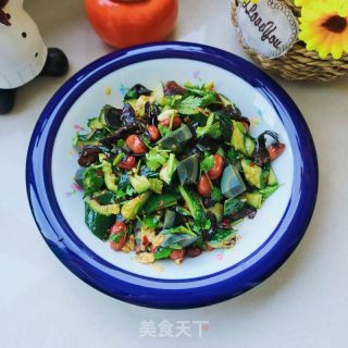 黄瓜拌松花蛋的做法步骤：6