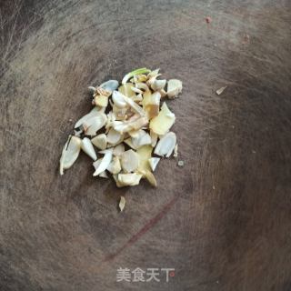 炒白虾的做法步骤：1