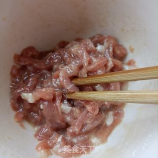 肉丝炒核桃花的做法步骤：10