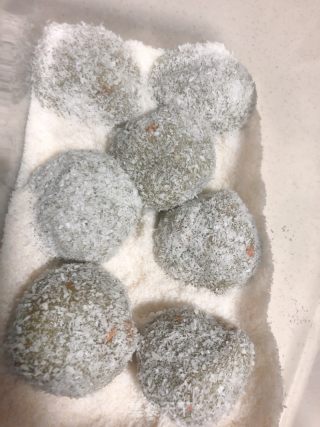 艾草肉松青团的做法步骤：7