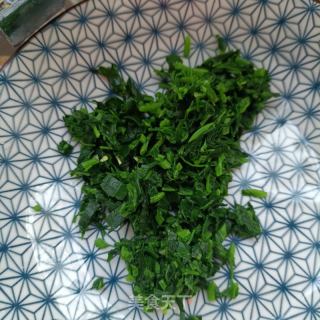 苜蓿草煎馒头片的做法步骤：4