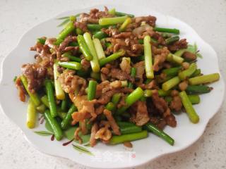蒜苔炒肉丝的做法步骤：4