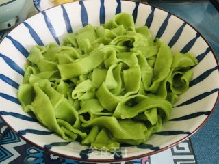 菠菜香菇炸酱面的做法步骤：13