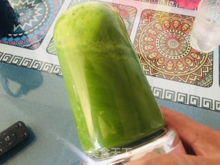 菠菜香菇炸酱面的做法步骤：10