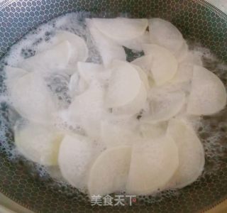 干锅白萝卜的做法步骤：3