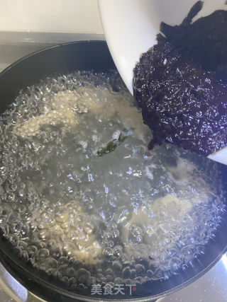 这个版本的紫菜蛋花汤你喝过没？的做法步骤：4