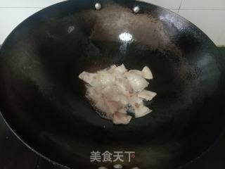 五花肉炒西葫芦的做法步骤：2