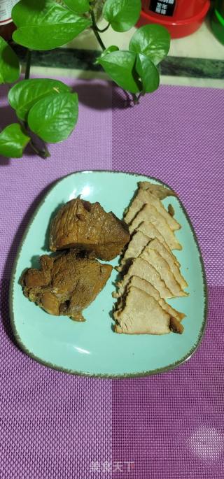 卤驴肉的做法步骤：9