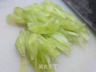 咸菜莴笋炒苦瓜的做法步骤：3