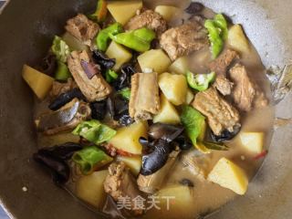 土豆炖排骨的做法步骤：18