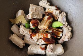 土豆炖排骨的做法步骤：7