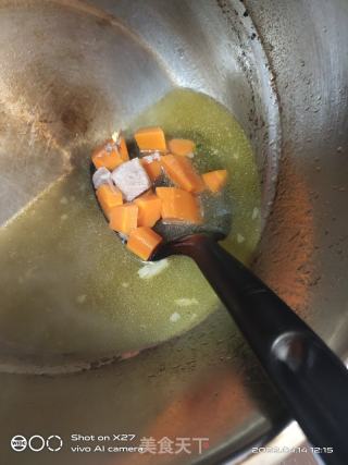 胡萝卜牛奶拌燕麦的做法步骤：1
