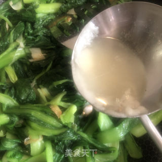 肘子肉熬小白菜的做法步骤：10