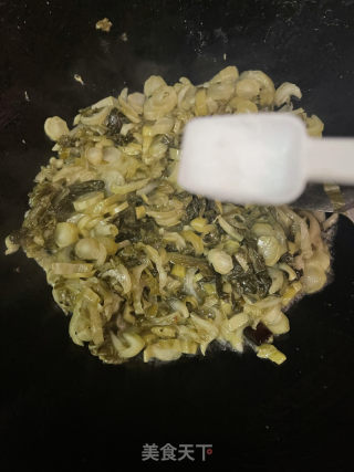 酸菜汤面的做法步骤：6