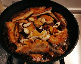家常烧带鱼的做法步骤：9