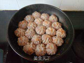 猪肉胡萝卜煎包的做法步骤：11