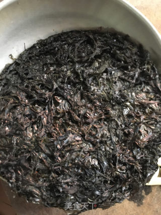 紫菜肉丸汤的做法步骤：2