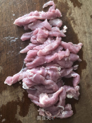 饺子皮版春卷的做法步骤：4