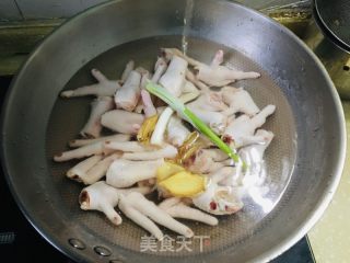 柠檬凤爪的做法步骤：2