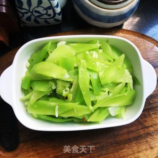 油鸡枞炒莴笋的做法步骤：8