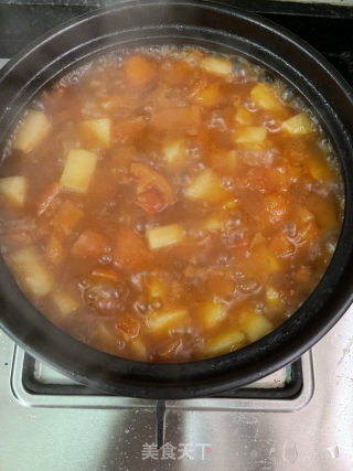 番茄土豆牛肉煲的做法步骤：11