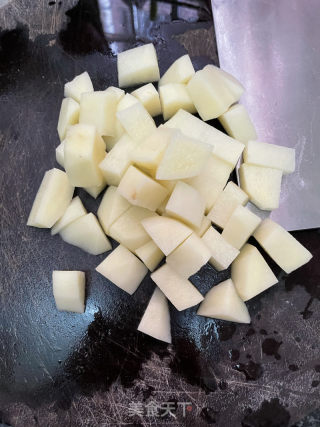番茄土豆牛肉煲的做法步骤：6