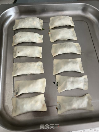 蒸饺的做法步骤：4