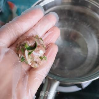 香菜羊肉丸子汤的做法步骤：6