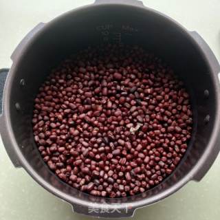 大黄米面红豆糕的做法步骤：1
