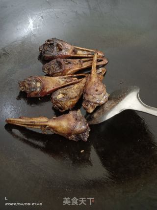 香酥鸭下巴的做法步骤：8