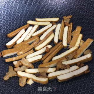 油渣香干炒青菜的做法步骤：3