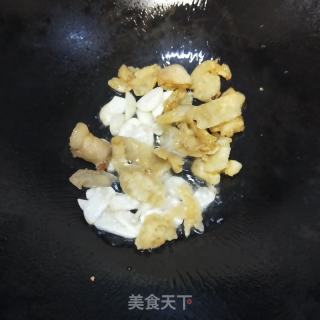 炝炒豆芽的做法步骤：5