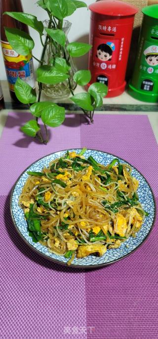 韭菜豆芽炒粉条的做法步骤：8